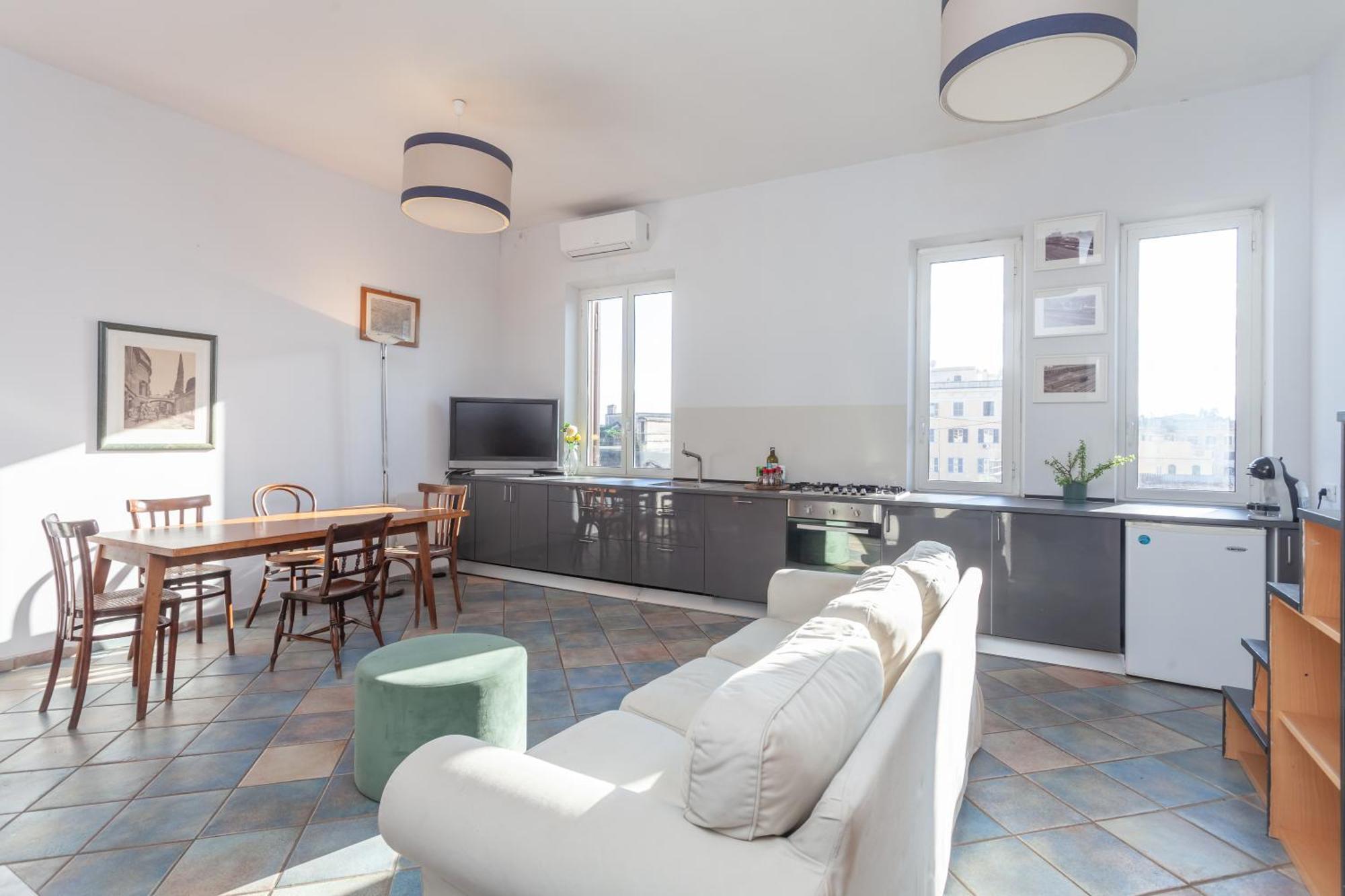 Apartamento San Lorenzo Skyrail Loft - By Openroma *